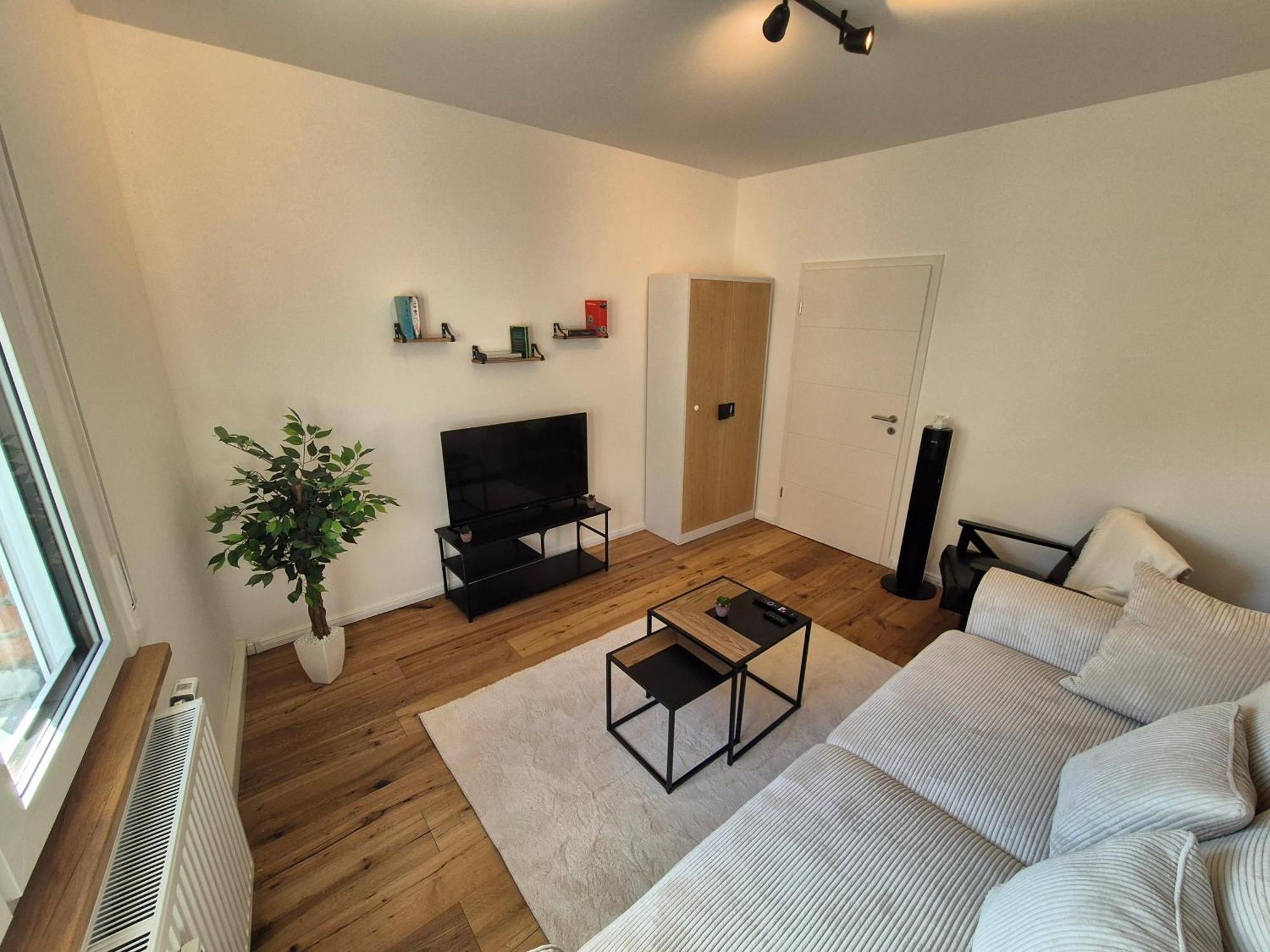 Charmante 2 Zimmer-Wohnung Mit Fahrradstellplaetzen コブレンツ エクステリア 写真